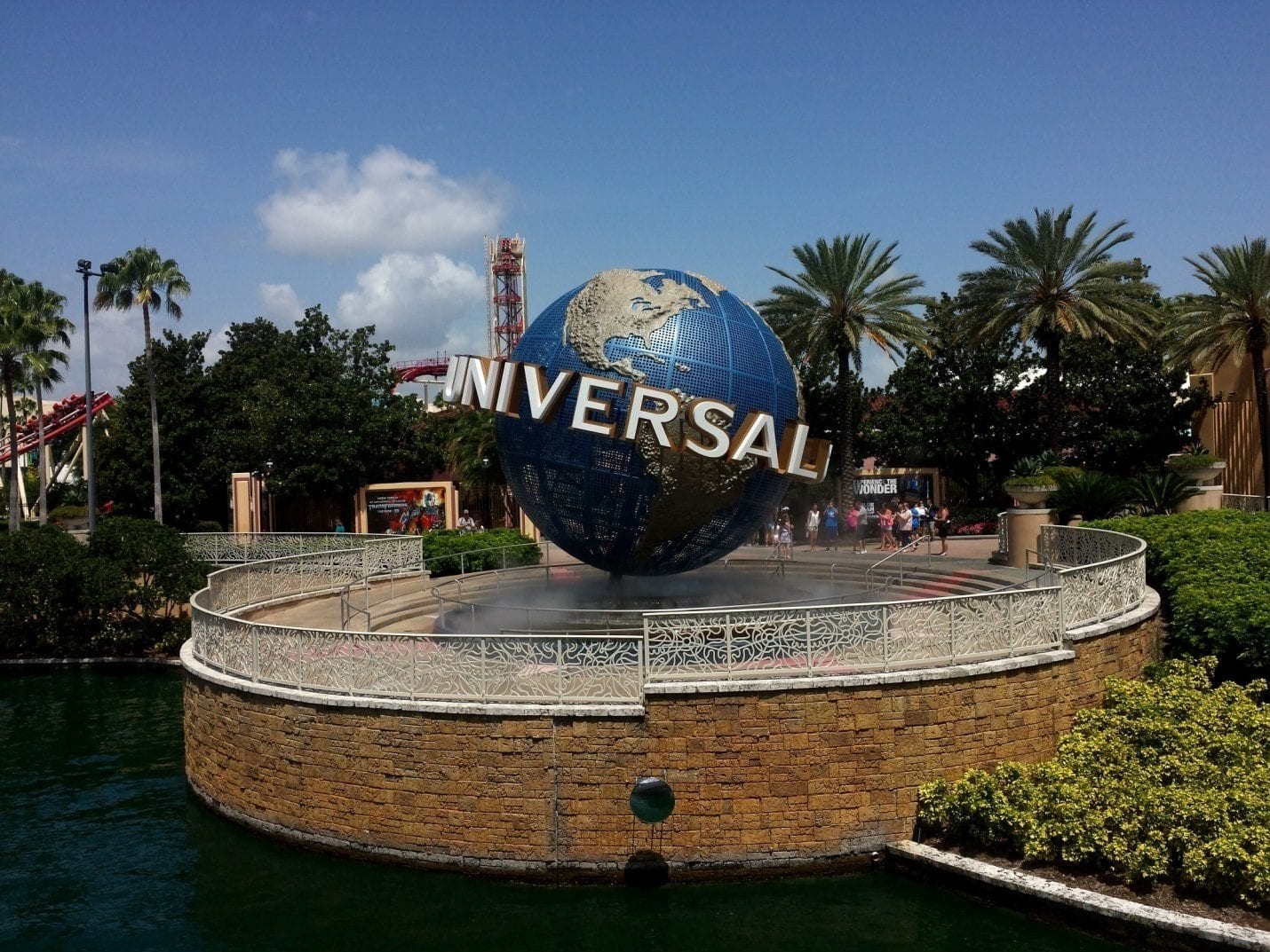 Riding Solo: A Guide To Visiting Orlando’s Universal Studios Alone